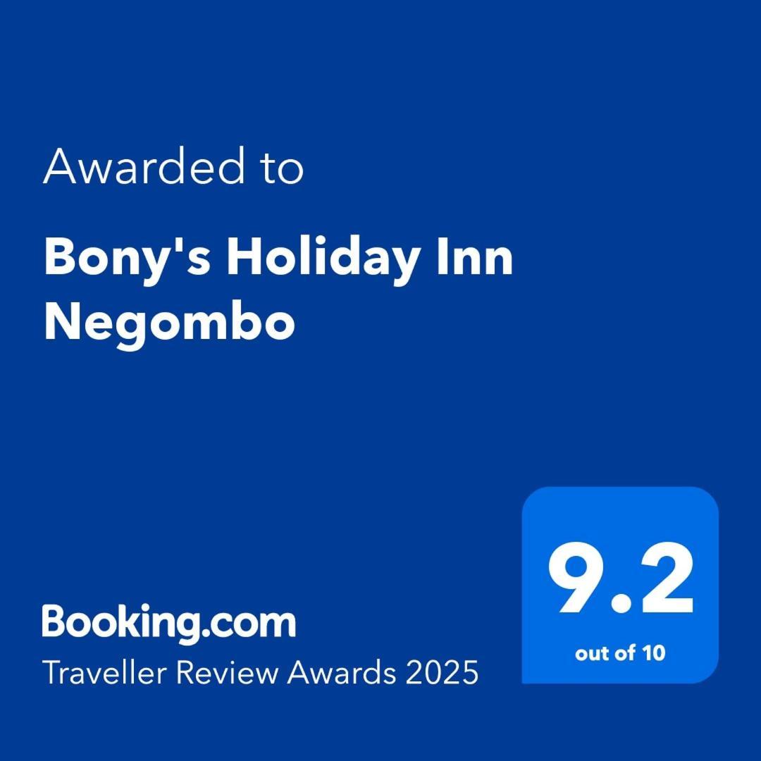 Bony'S Holiday Inn 니곰보 외부 사진